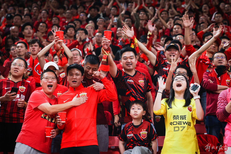 包含今夜突围战来临，上海海港围绕欧超杯主帅复盘，信心回归，资深球员宣示担当的词条-英雄联盟