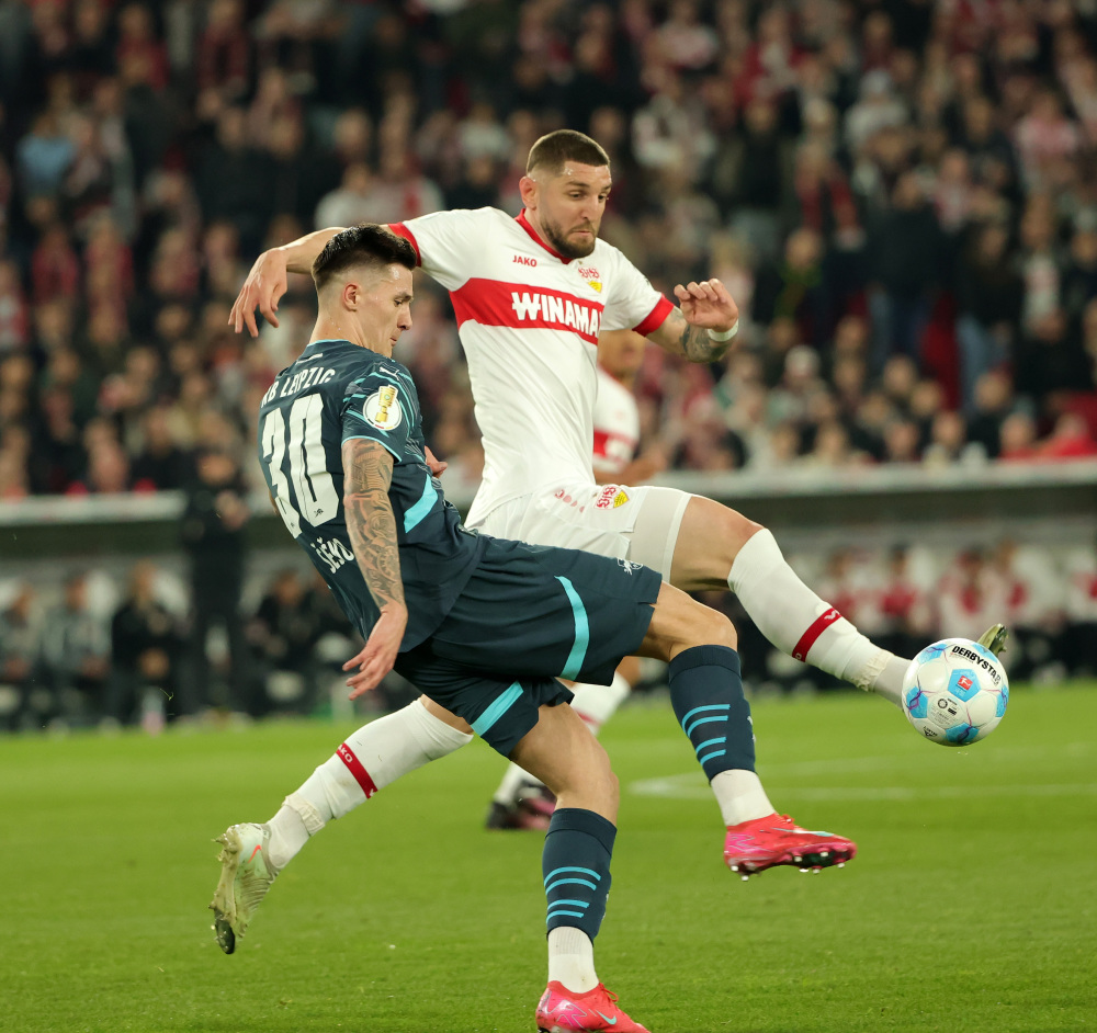 莱比锡训练开放日，赛后强势反弹引欢呼，德国杯在即，医务组通报恢复